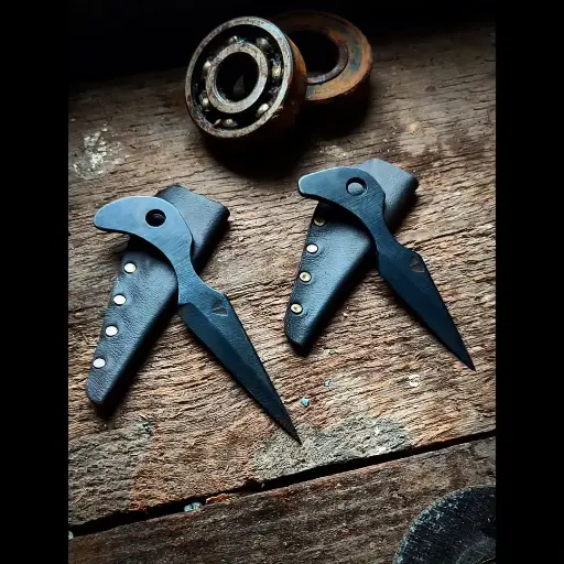 Push dagger